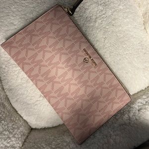 Michael Kors Wristlet
